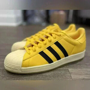Adidas Superstar Mens 8.5 size